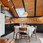 Feriehus Beautiful In With Kitchen *