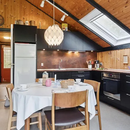 Holiday home Beautiful In With Kitchen